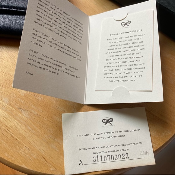 Auth Anya Hindmarch Trifold Navy Blue Wallet PRISTINE w/ Box - Picture 12 of 13